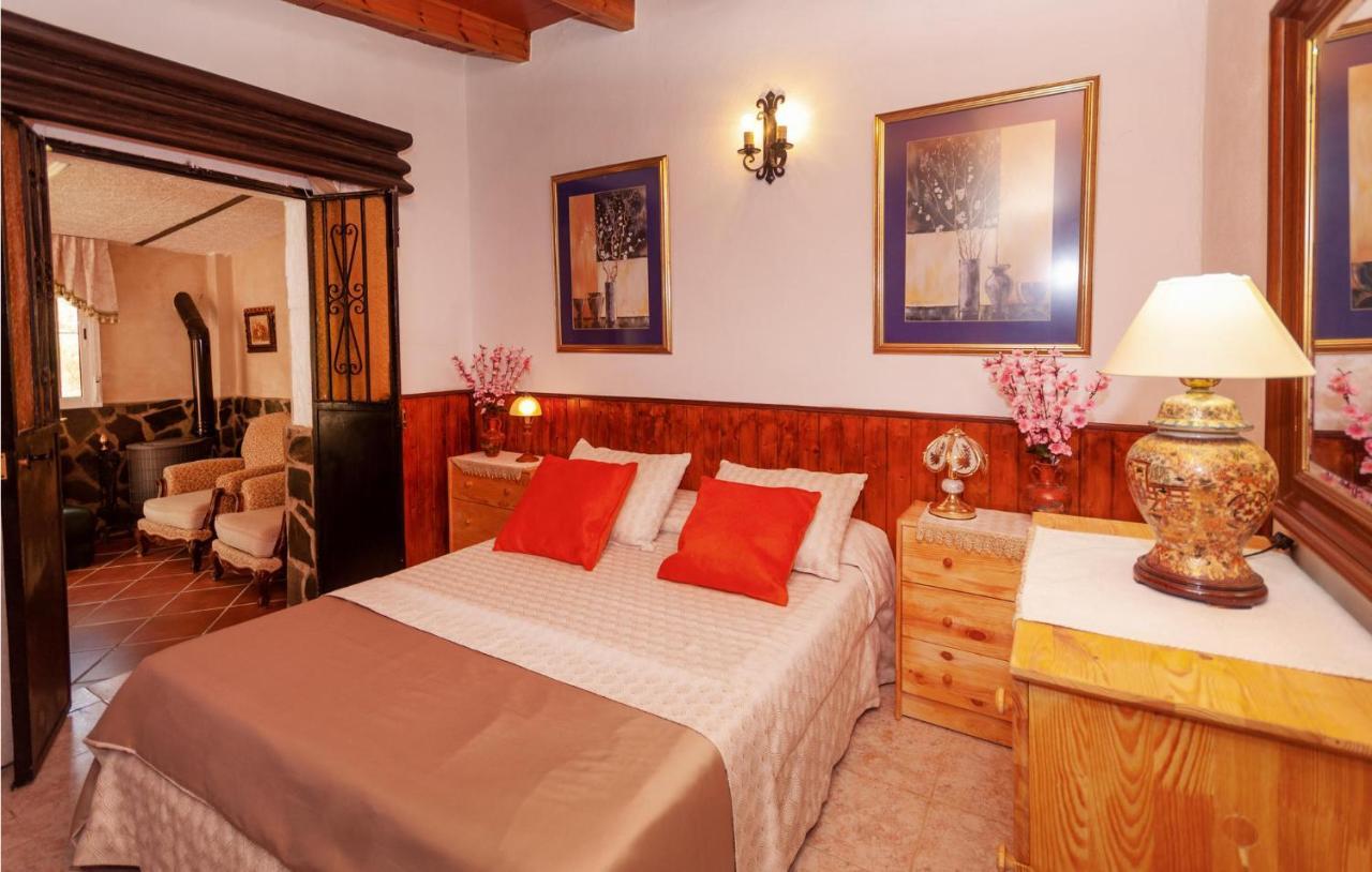 Awesome Home In Antequera With Wifi Экстерьер фото