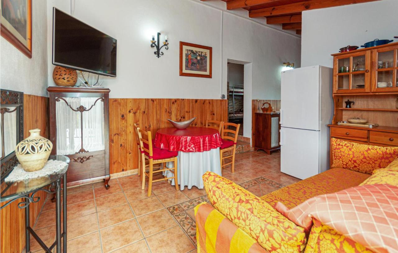 Awesome Home In Antequera With Wifi Экстерьер фото