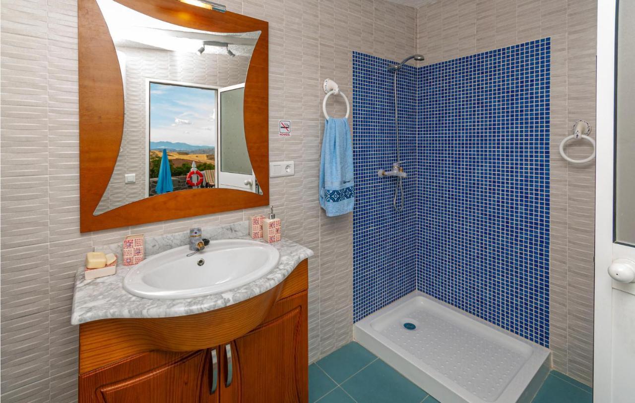 Awesome Home In Antequera With Wifi Экстерьер фото